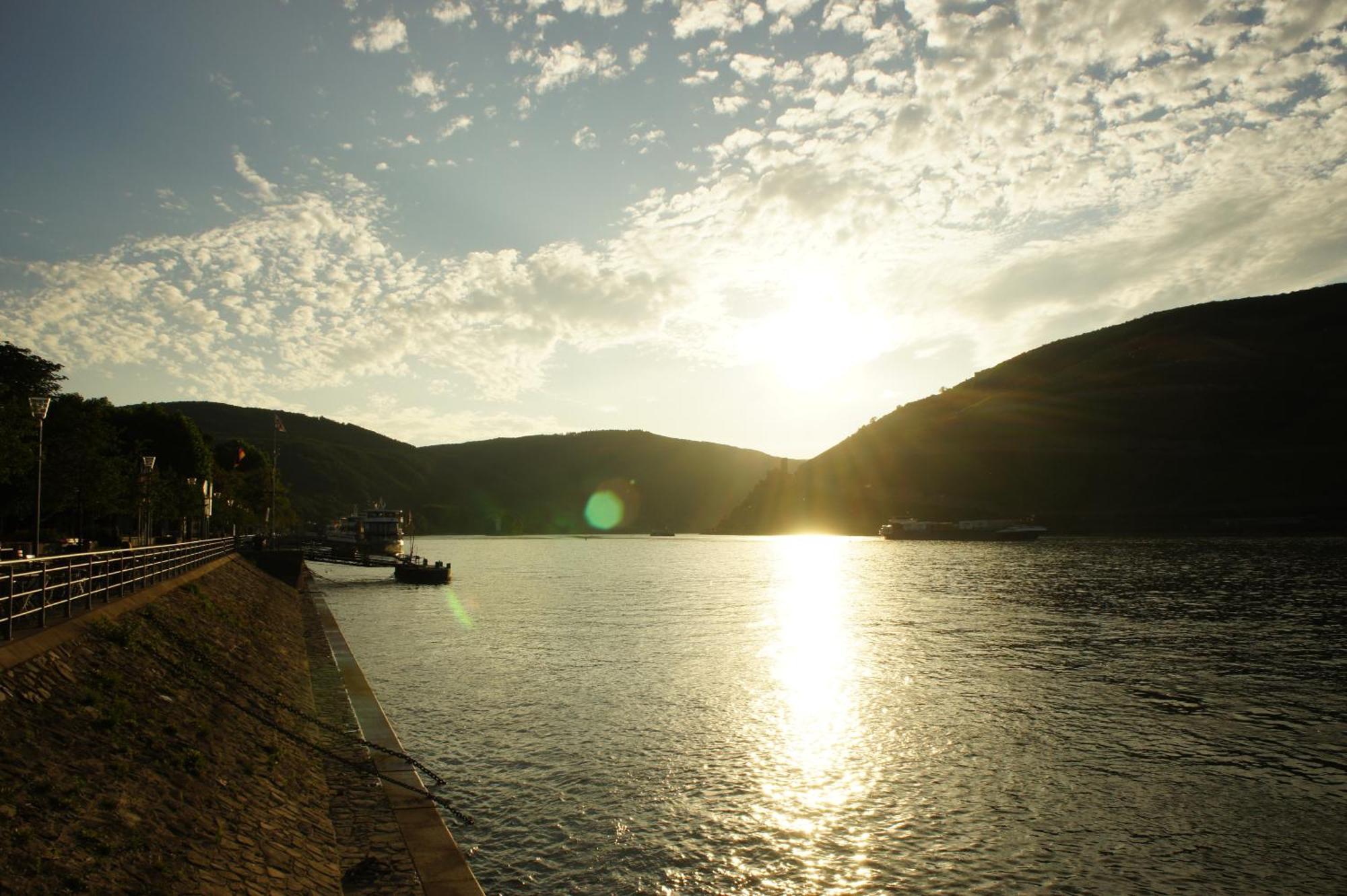 Hotel Café Konditorei Köppel Bingen am Rhein Esterno foto